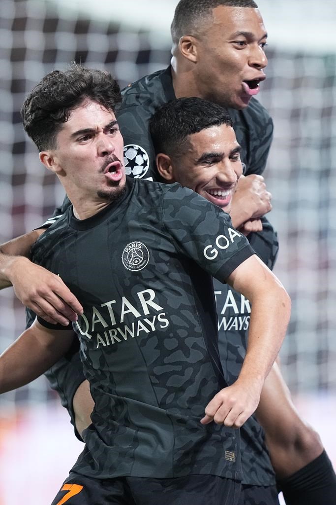 psg hakimi jersey