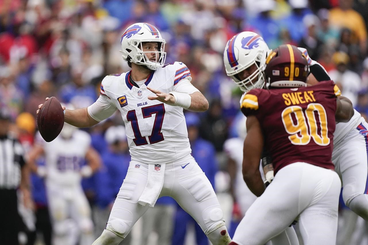 bills 90s uniform
