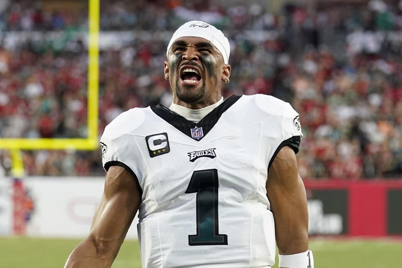 Hurts' breakthrough passing game resembles 2022, and so does 4-0 start for  NFC champion Eagles