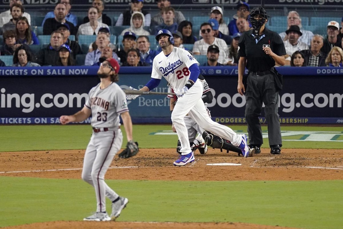 Dbacks' NLCS bullpen-game decision works out as Arizona evens series