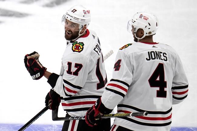 Canadiens beat Blackhawks 3-2 in home opener