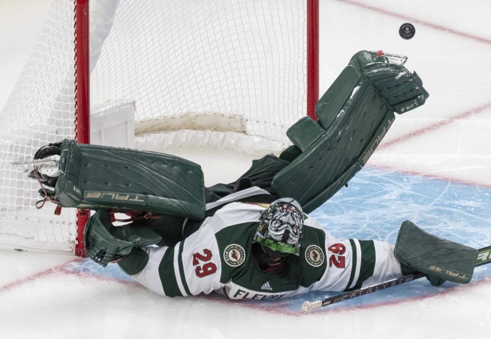 Fleury earns first star, standing ovation in 5-2 Wild win over Canadiens -  St. Albert News