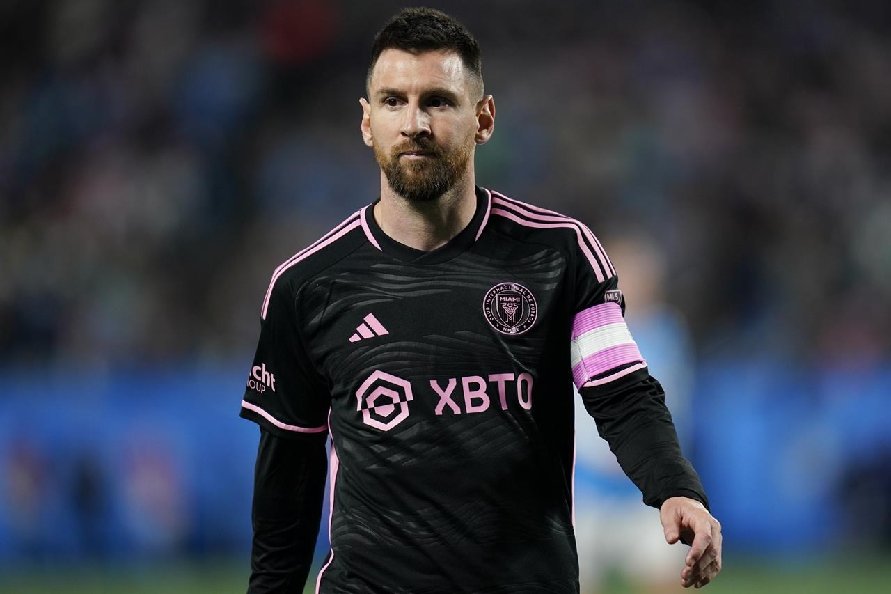 Messi plays entire game for Inter Miami in a 1-0 loss as Charlotte