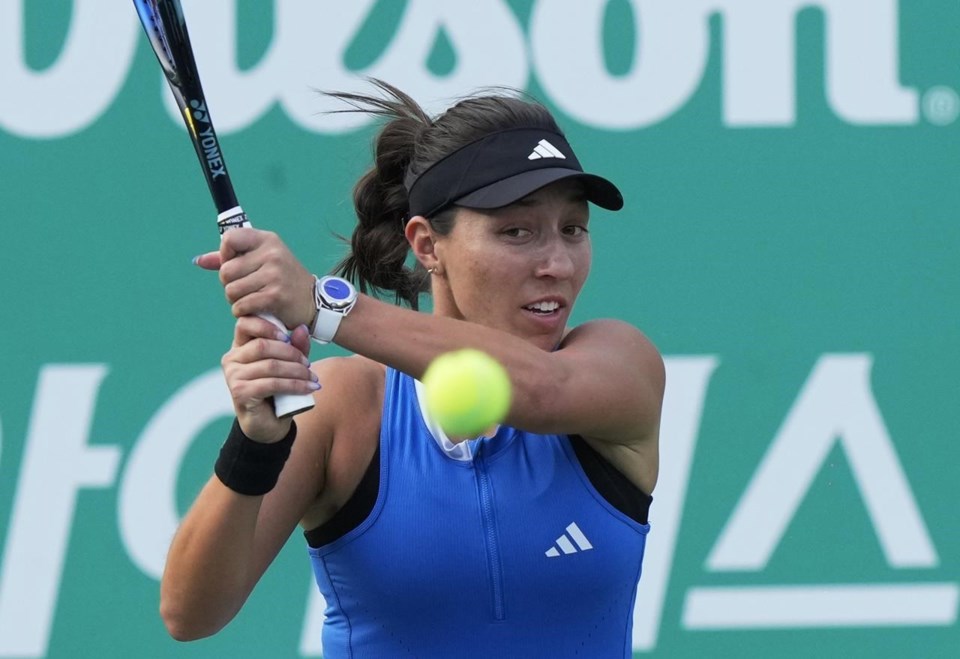 Jessica Pegula beats No. 1 Aryna Sabalenka at the WTA Finals and