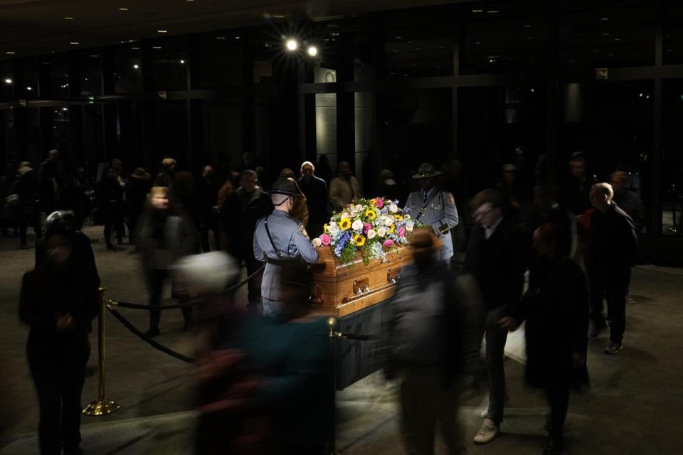 2023112720114-65653d38c990e2c1b6232dfcjpeg