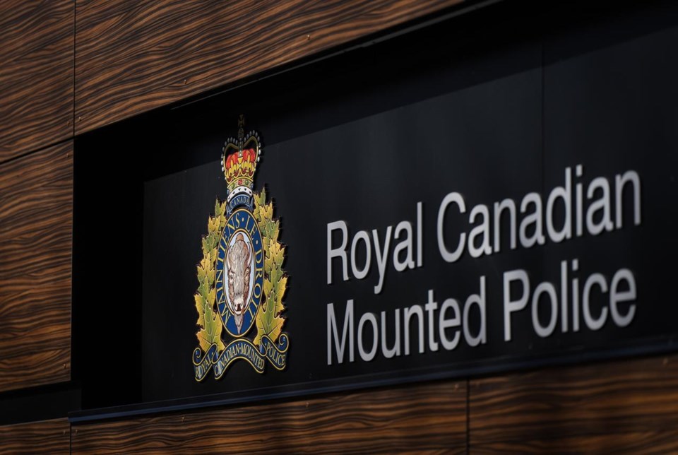 20231206121216-6570acab1fe36c19160115cbjpeg