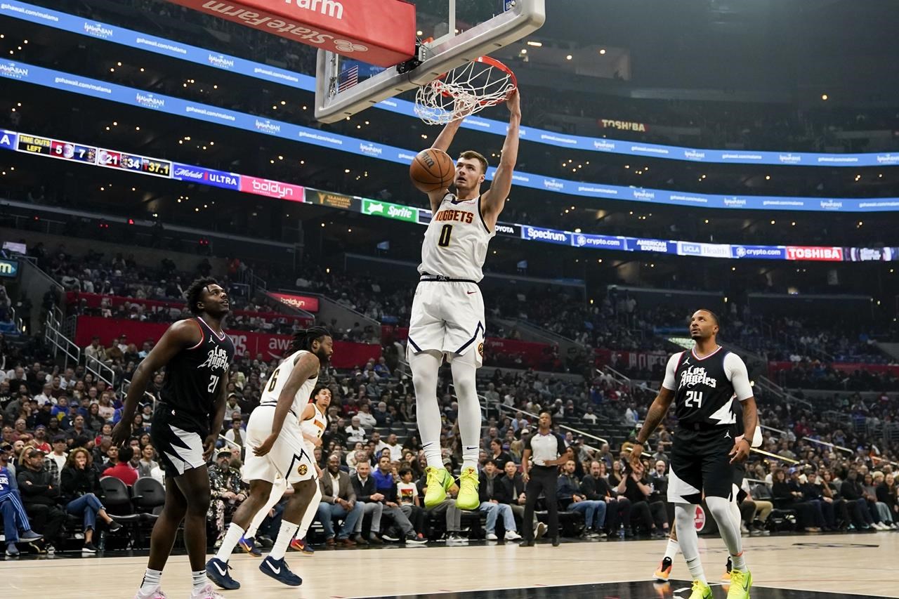 Spurs snap 18-game skid, topple James, Lakers 129-115