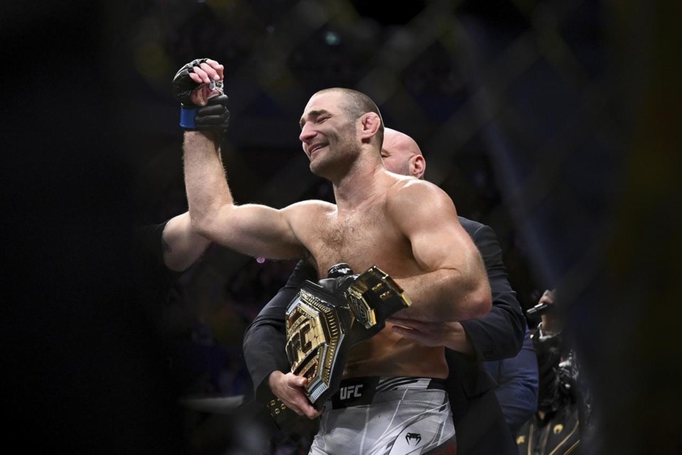 Toronto main event fighters Strickland, du Plessis fight in crowd at UFC 296 in Vegas