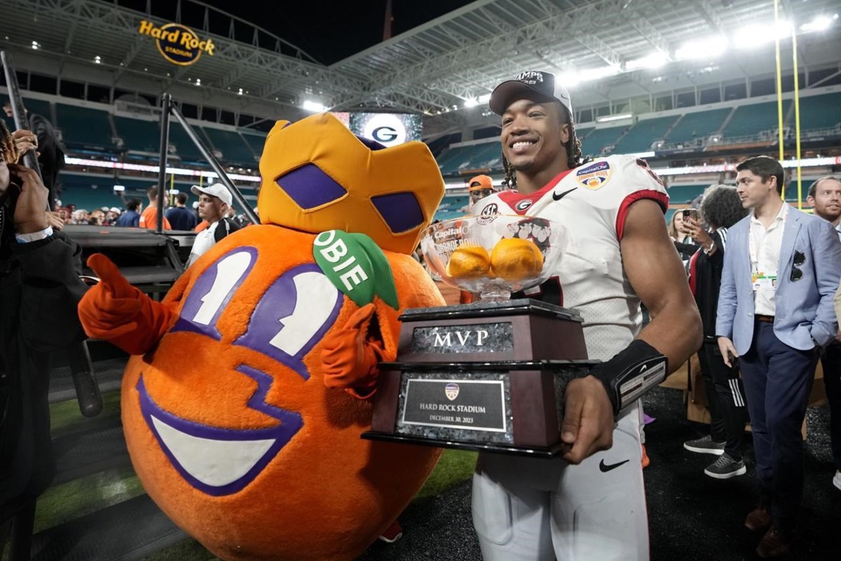 running backs Daijun Edwards, Kendall Milton announce plans to