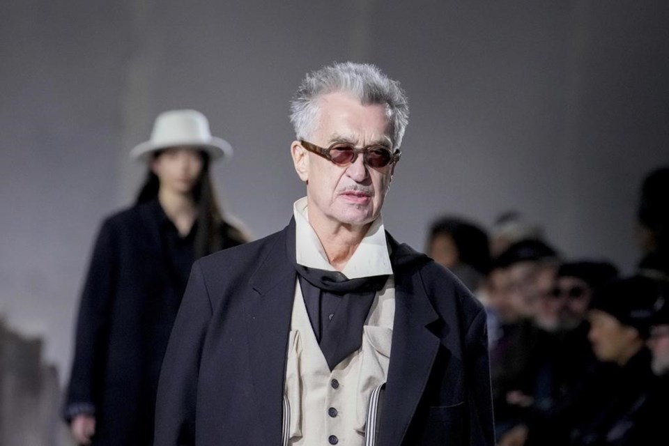 Paris Men's Fashion Week draws to a close, matching subtle elegance ...