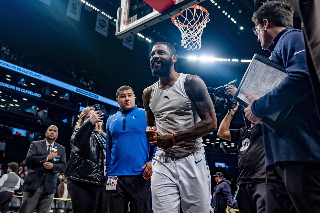 Kyrie 4 sport vision cheap