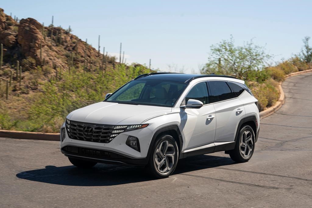 Edmunds The five best hybrid SUVs under 35 000 WesternWheel