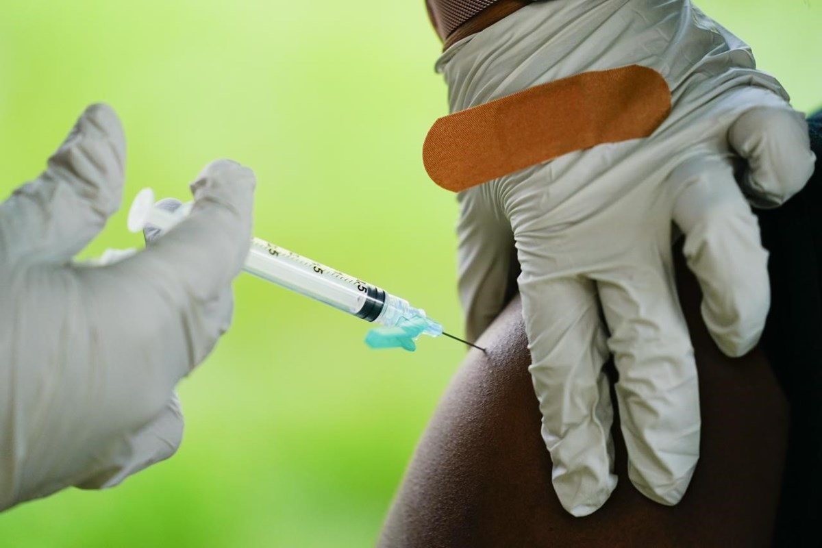 Covid-vaccins veroorzaken geen kanker.  Maar valse beweringen blijven bestaan ​​in een zee van verkeerde informatie