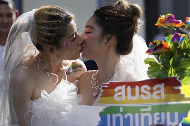 Lawmakers in Thailand overwhelmingly approve a bill to legalize same-sex marriage - Squamish Chief