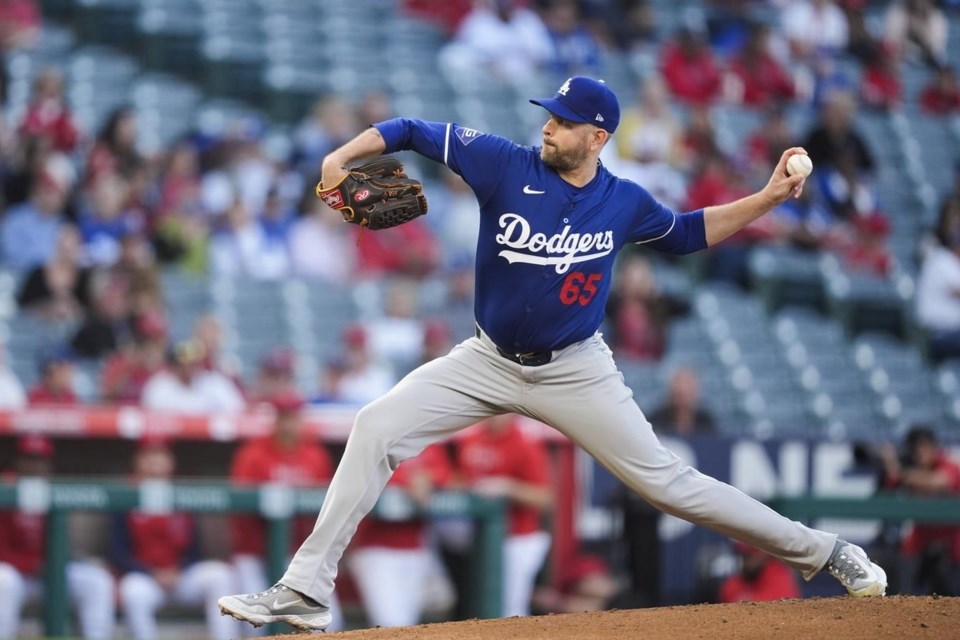 B.C.'s James Paxton gets a spot on the Dodgers' active roster. He also gets a $2 million bonus