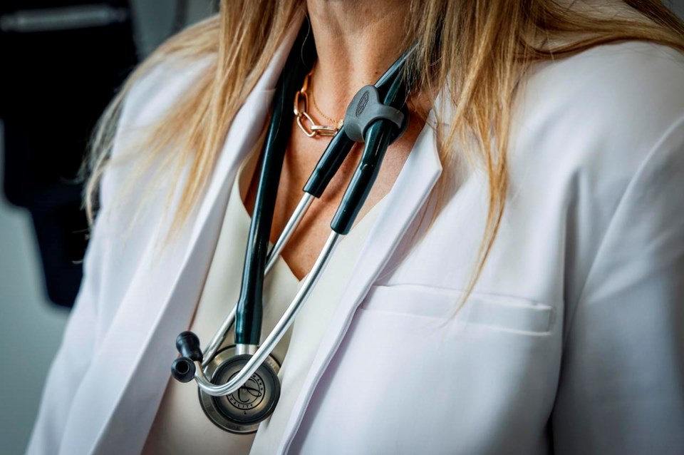 N.S. doctors say not enough physicians to teach at new Cape Breton medical school