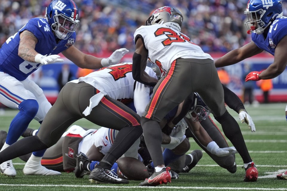 The Giants were a noshow against the Bucs after releasing quarterback Daniel Jones North