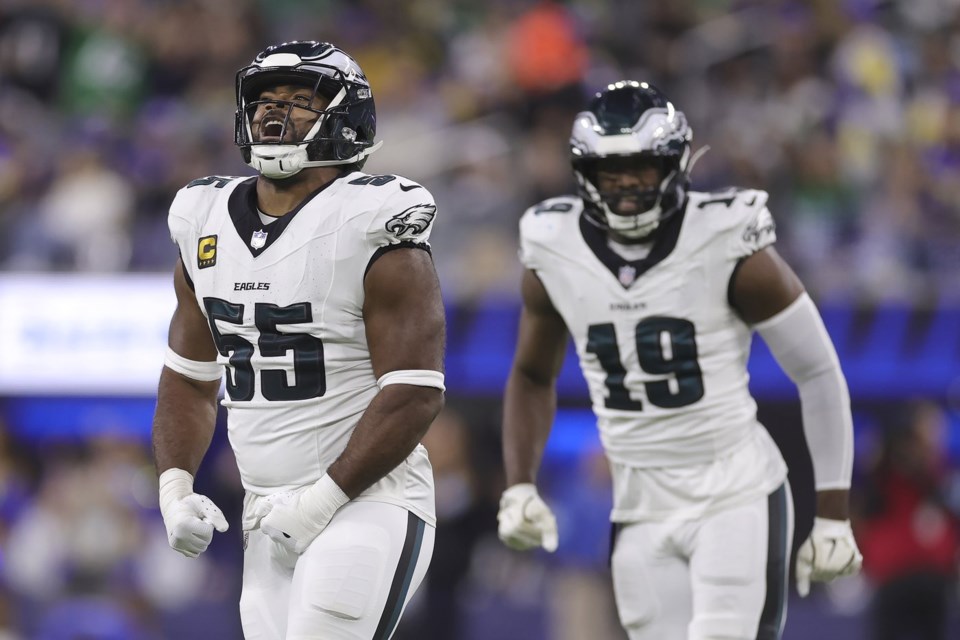 Brandon Graham expects to miss rest of season after tearing triceps in  Eagles' win over Rams - North Shore News