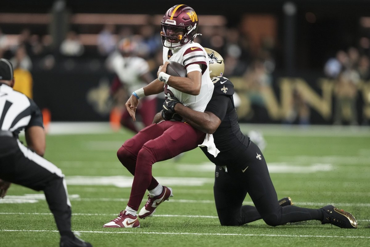 Jayden Daniels was sacked 8 times, and the Commanders rookie QB shoulders  some of the blame - Bow Valley News