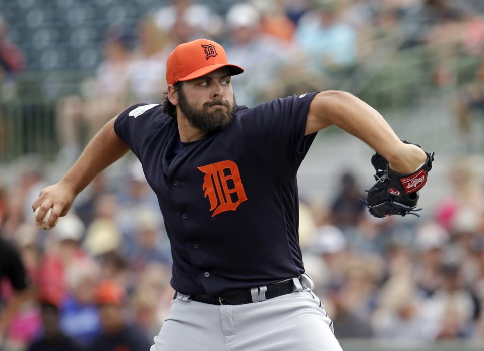 Red Sox invite 2016 Rookie of the Year Michael Fulmer to spring