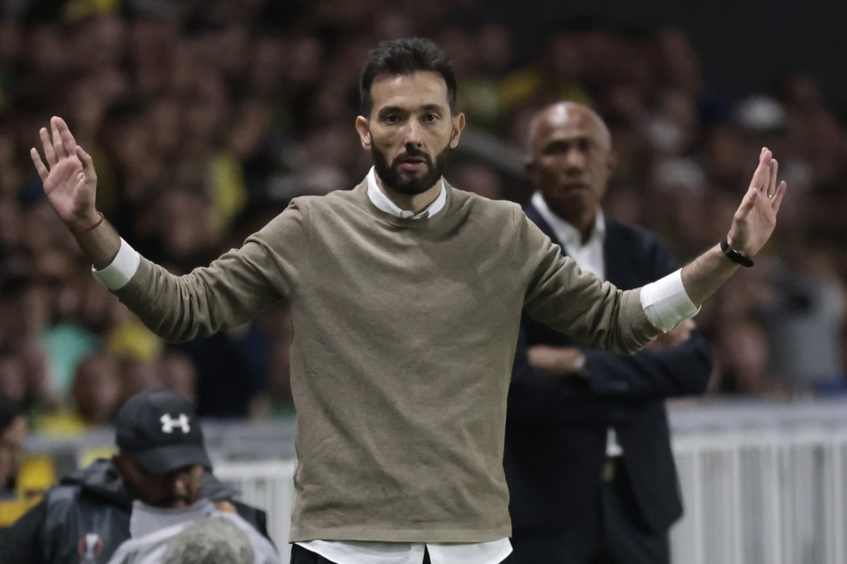 Struggling Valencia hires West Brom manager Carlos Corberan as its new