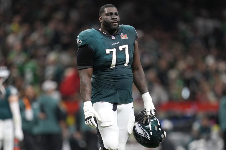 Chargers sign Super Bowl champion guard Mekhi Becton - Rocky Mountain News