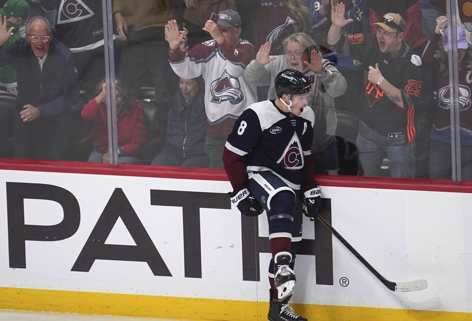 Makar scores 34 seconds into OT, Avalanche hold off Stars 4-3 in Mikko Rantanen