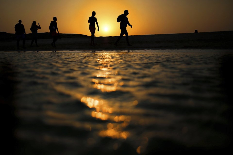 Tourist submarine sinks off Egypt