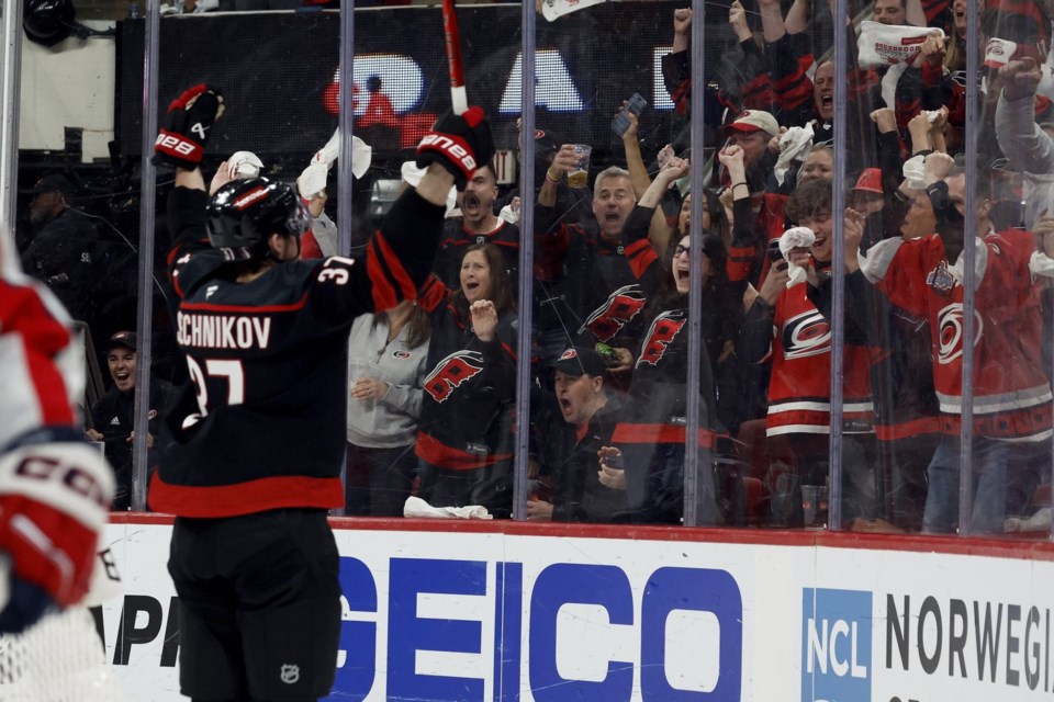 Svechnikov, Andersen lead Hurricanes past Capitals 4-0 in Game 3 of 2nd-round playoff series