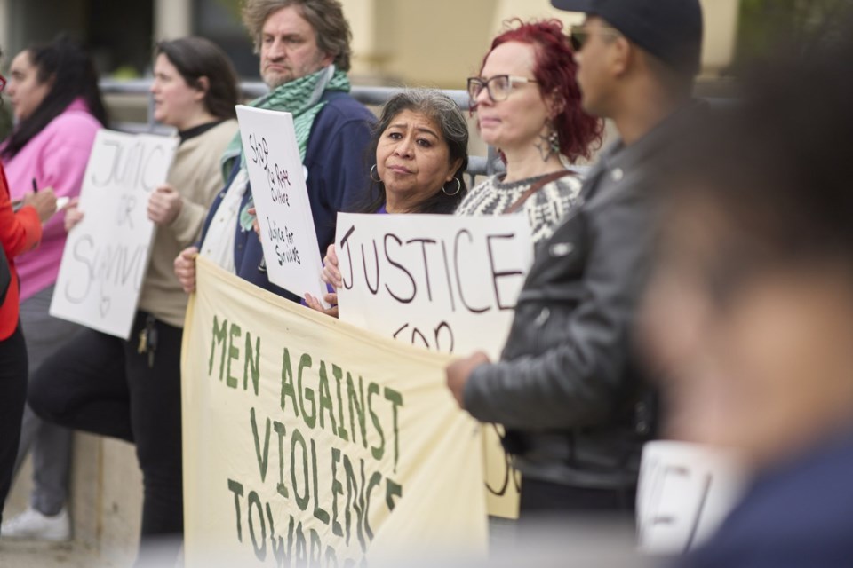 Concerns over protesters, man with smart glasses raised during hockey players' trial