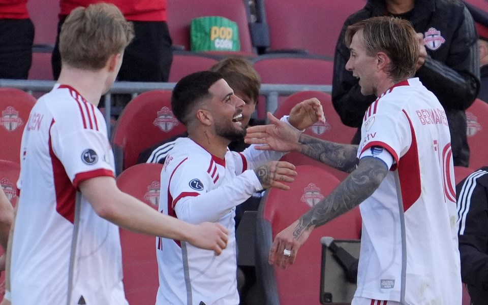 Lorenzo Insigne scores a goal, sets up another as Toronto FC defeats D.C. United 2-0