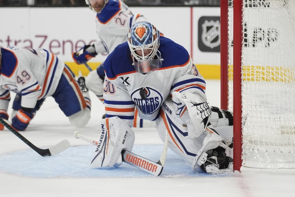 Stuart Skinner replaces injured Calvin Pickard as Oilers' starter for Game 3 vs. Golden Knights