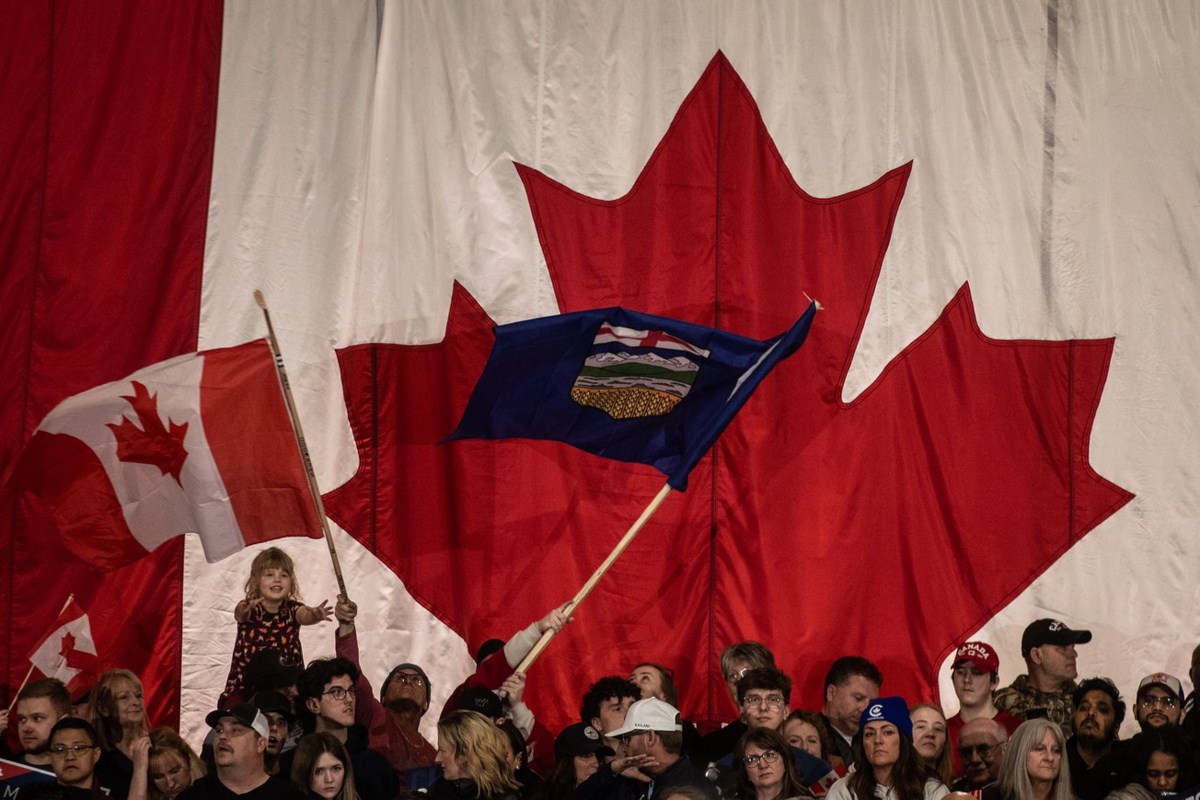 In the news today: Do Canadians trust their government? G7 finance summit wraps up