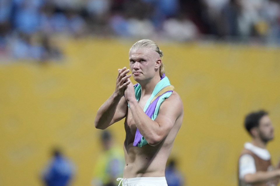 Manchester City's Erling Haaland reacts at the end of the Club World Cup Group G soccer match between Manchester City and Al Ain in Atlanta, Sunday, June 22, 2025. (AP Photo/Brynn Anderson)