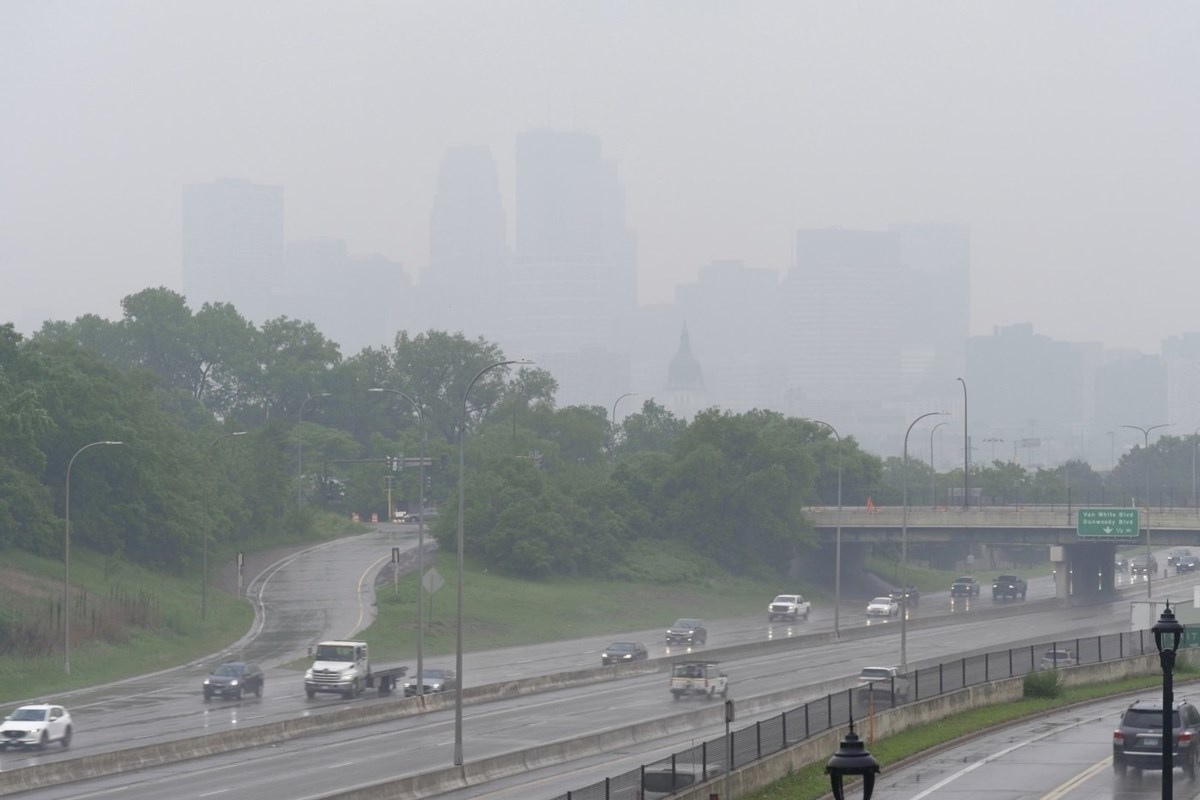In the news today: U.S. smoke complaints, Vancouver safety review, weak condo market