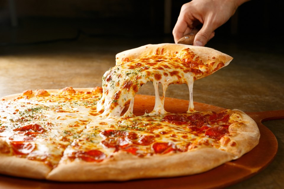 pizza AdobeStock_133617244