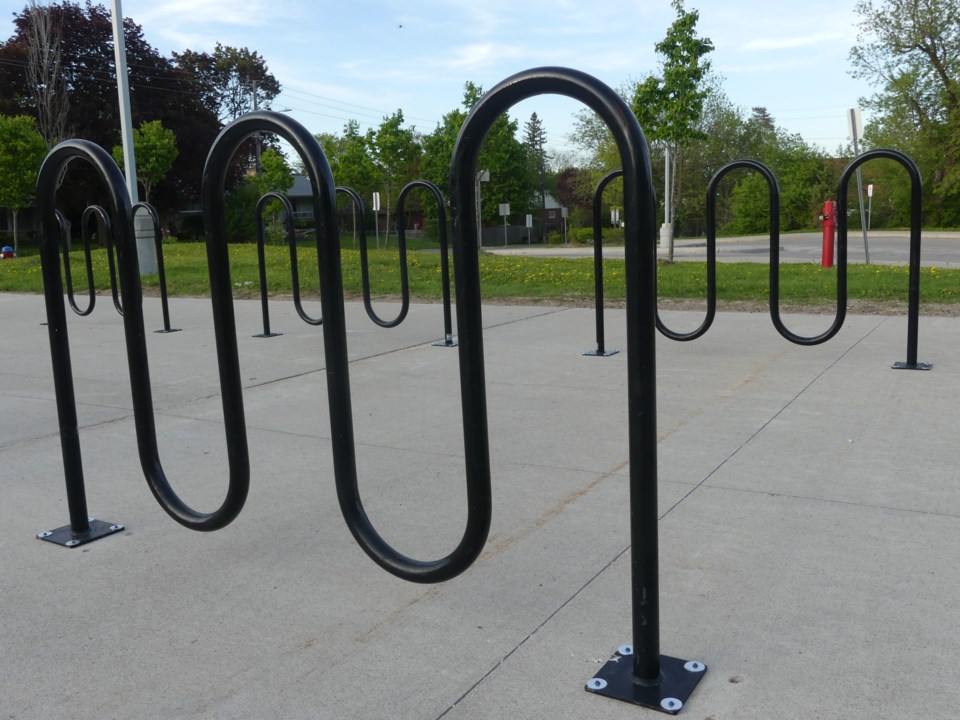 USED05-22-2018-bike rack