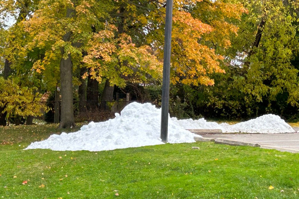 USED 2023-11-07-gm-burlington-november-snow-baj