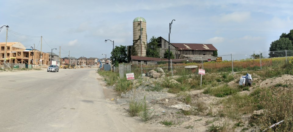 USED 2018-09-01 old and new development pano KC