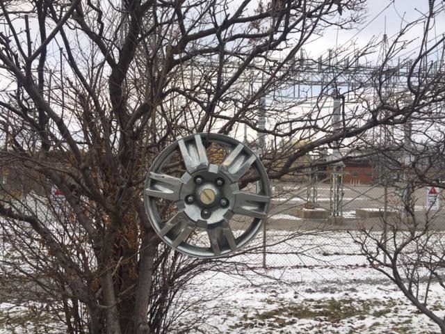 USED 20181209 lost hubcap