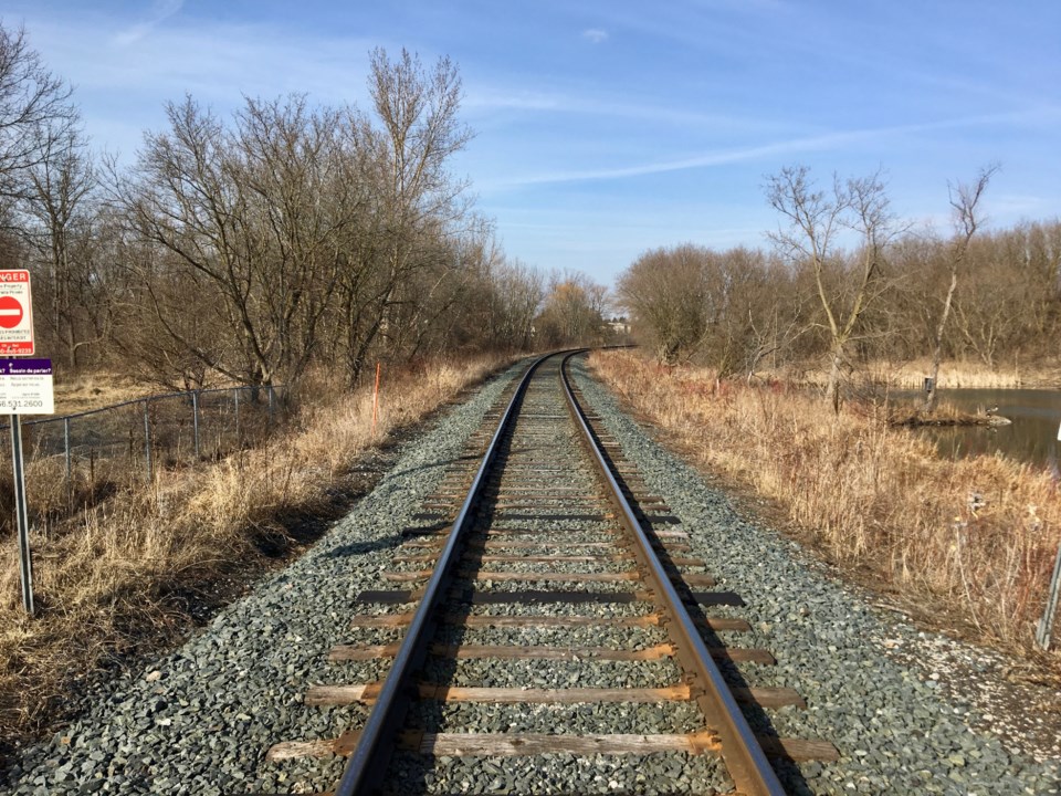 USED 2019 03 23 train tracks Main ak