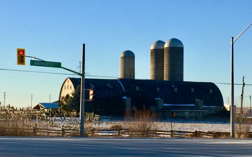 USED 20190113 Bathurst barn