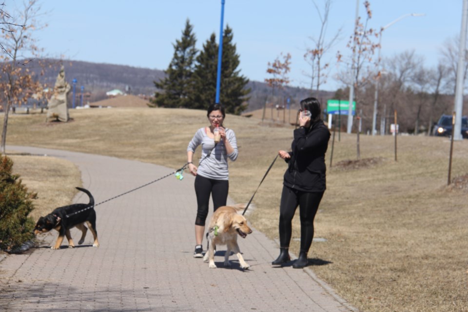 USED 2018-04-26goodmorning  5 Friends walking on a beautiful spring day. Photo by Brenda Turl for BayToday.