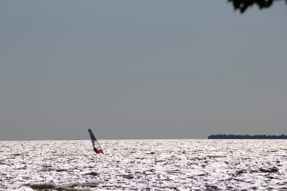 USED2018-07-12goodmorning  1 Windsurfer on Lake Nipissing. Photo by Brenda Turl for BayToday.