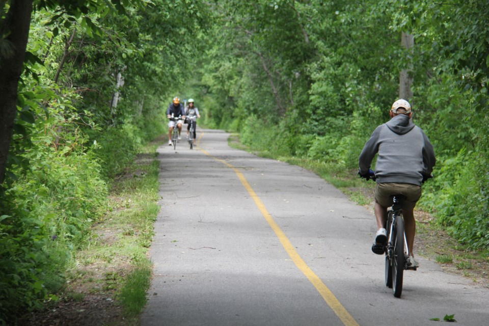 USED2018-07-12goodmorning 2 Kate Pace Way cyclists. Photo by Brenda Turl for BayToday.
