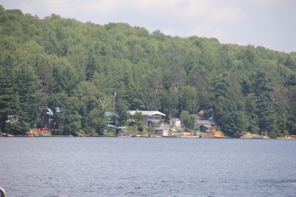 USED 2018-08-16goodmorning  10  Trout Lake homes. Photo by Brenda Turl for BayToday.