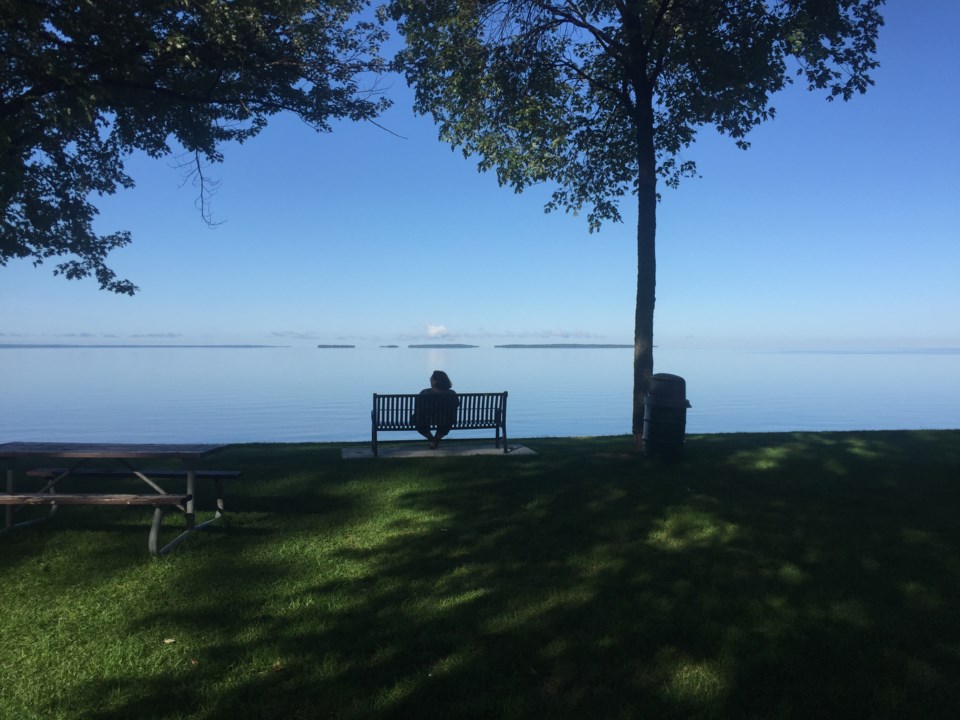 USED2018-09-13goodmorning   5 Enjoying a calm morning at Silver Beach. Photo by Brenda Turl for BayToday.