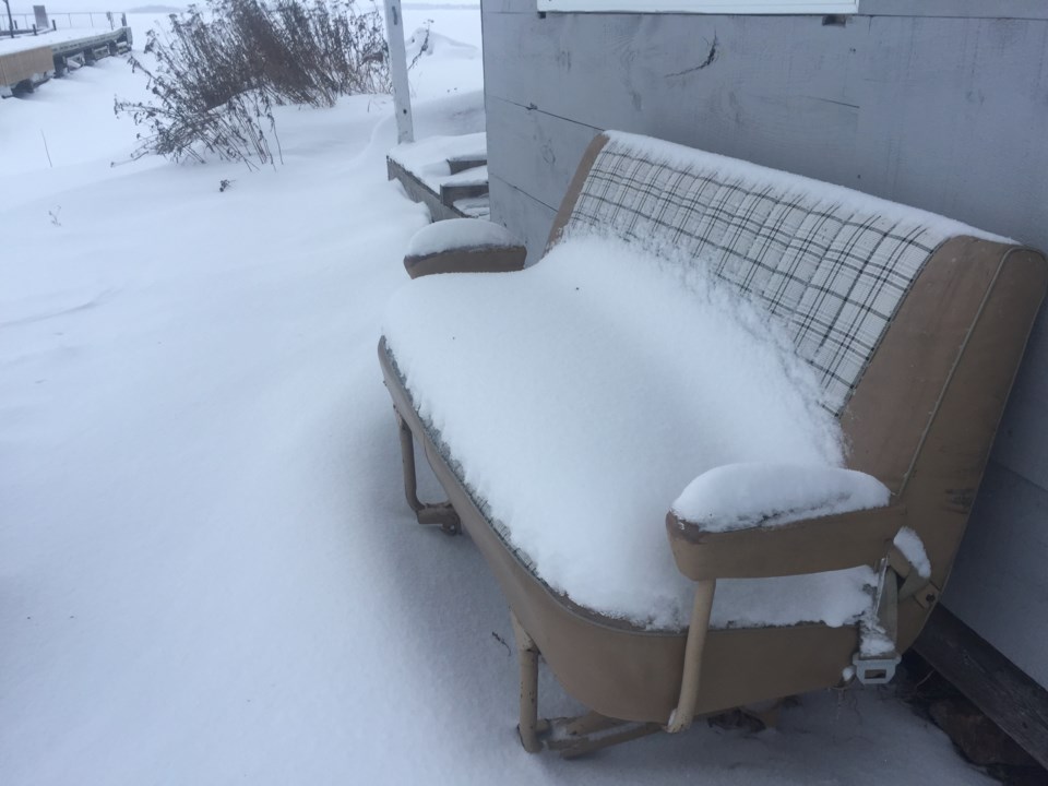 USED 2019-01-17goodmorning  3 A chilly place to sit. Photo by Brenda Turl for BayToday.