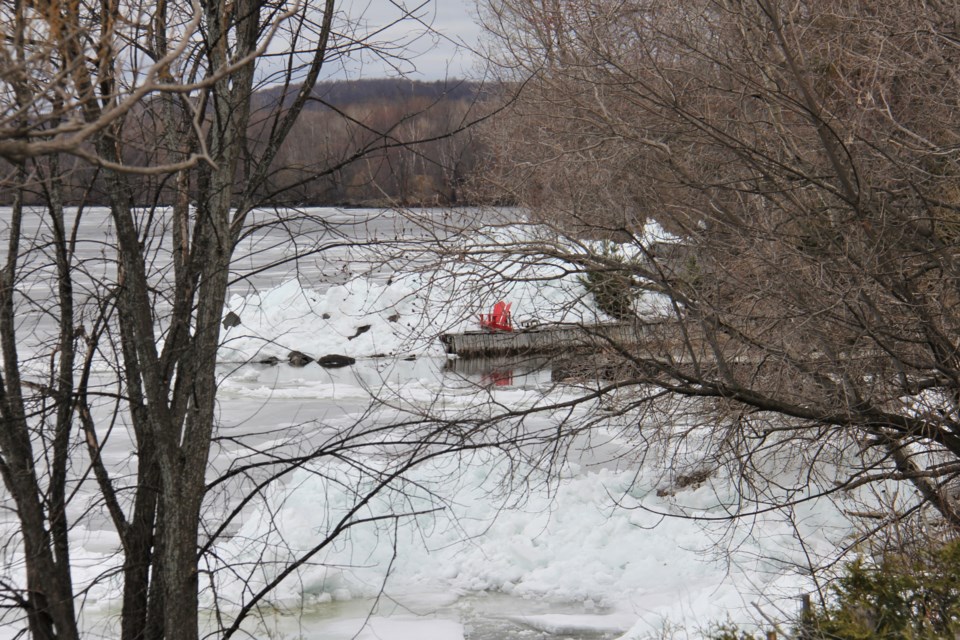 USED 2019-05-9goodmorning  6 Red chair, ice pile. Photo by Brenda Turl for BayToday.