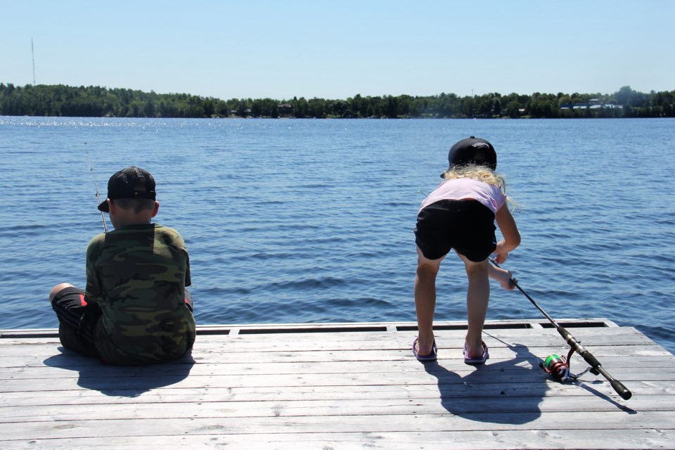 USED 2019-09-05goodmorningnorthbaybct  2   Siblings fishing at Trout Lake. Photo by Brenda Turl for BayToday.